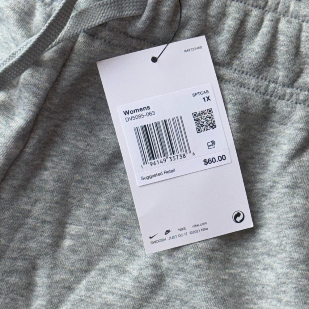 NEW Nike Heather Gray Women's Standard Fit - Mid Rise Joggers Size 1X - Picture 2 of 8